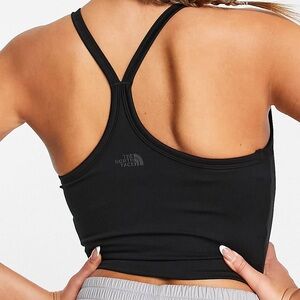 The North Face Dune Sky tanklette in black SMALL